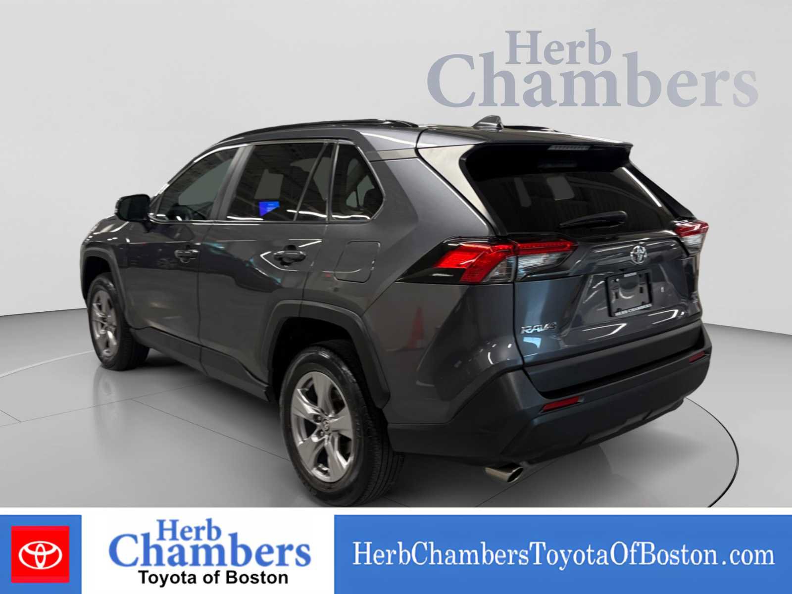 Used 2023 Toyota RAV4 XLE w/ Convenience Package AWD/4WD image 3