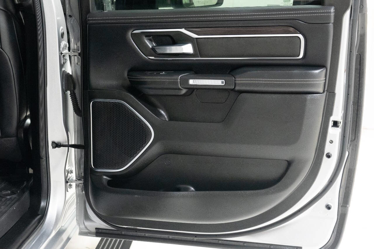 Used 2025 RAM 1500 Laramie w/ Laramie Southwest Edition image 23