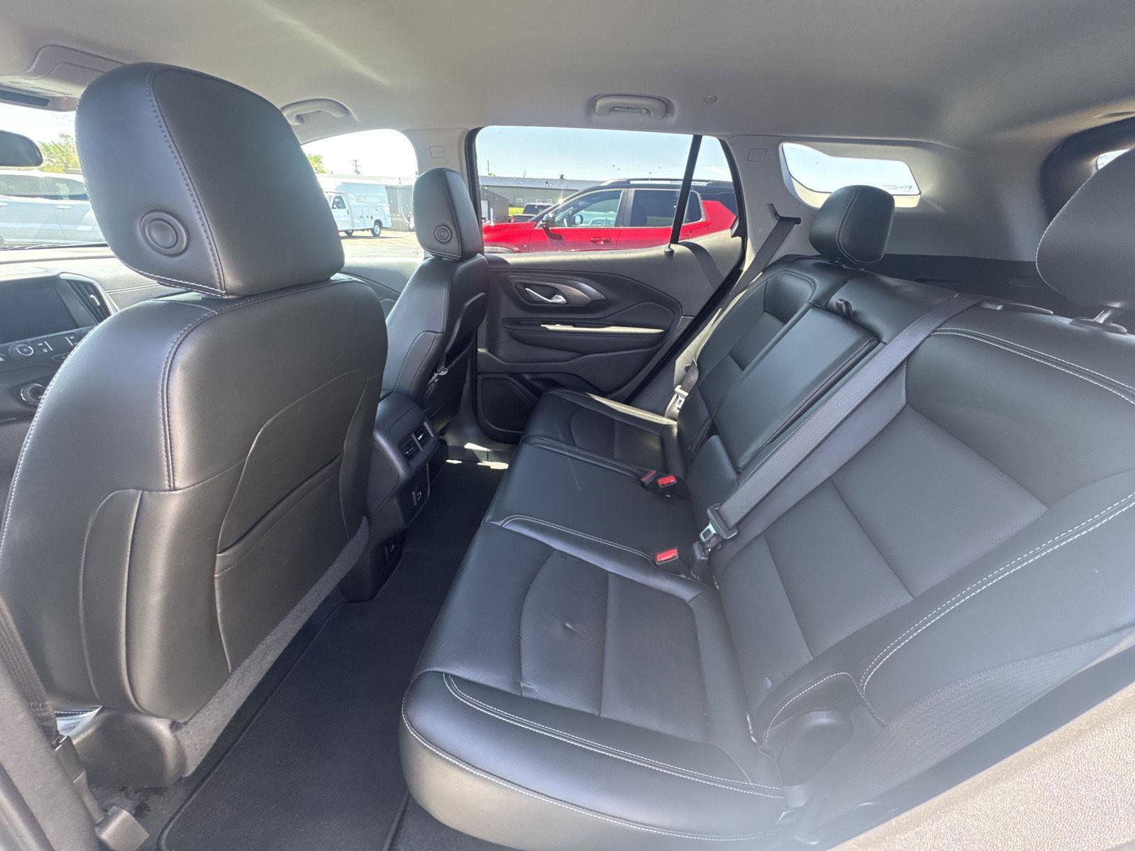 Used 2022 GMC Terrain SLT AWD/4WD image 9