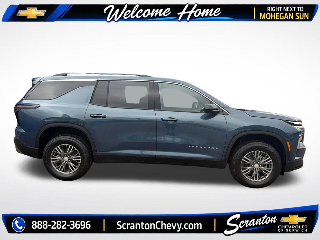 New 2026 Chevrolet Traverse LT w/ Driver Confidence Package AWD/4WD image 5