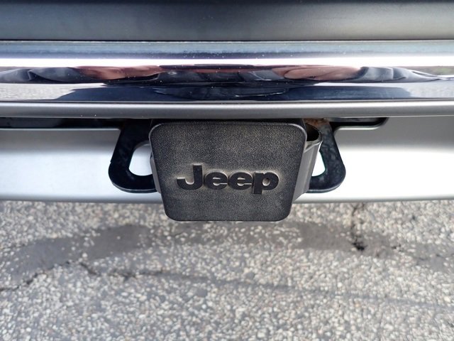 Certified 2019 Jeep Cherokee Limited w/ Trailer Tow Group image 6