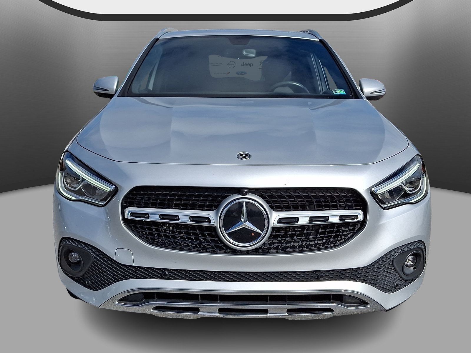 Used 2023 Mercedes-Benz GLA 250 4MATIC image 2
