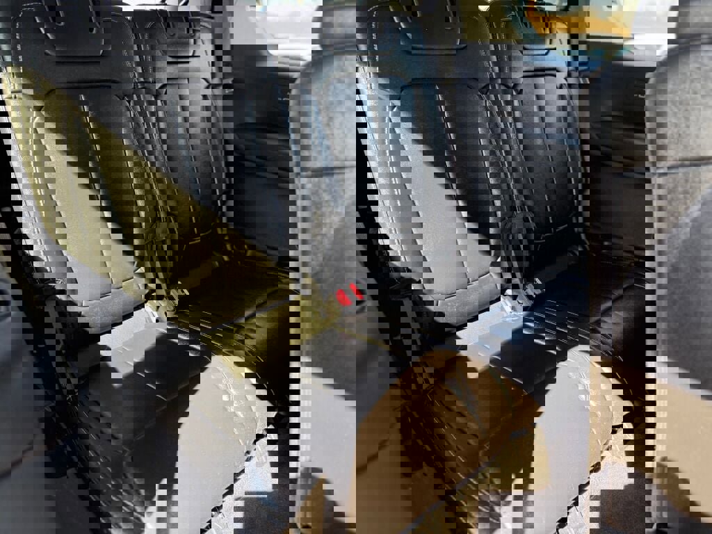 Used 2021 Jeep Grand Cherokee L Limited image 28