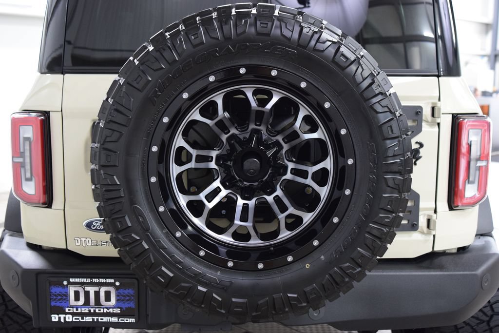Used 2025 Ford Bronco Outer Banks AWD/4WD image 28