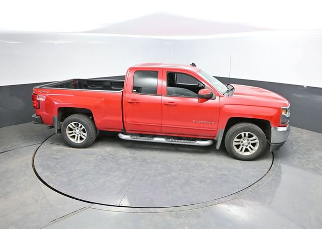 Used 2017 Chevrolet Silverado 1500 LT w/ All Star Edition AWD/4WD image 39