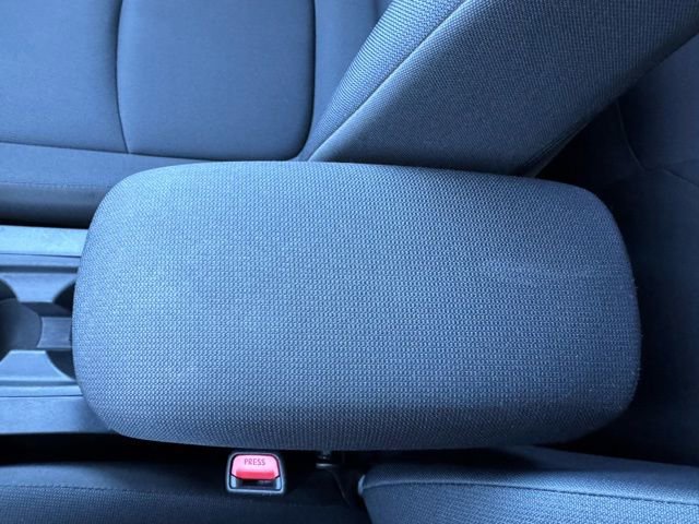 Certified 2022 Toyota Corolla Cross LE image 17