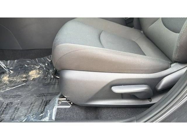 Certified 2025 Toyota RAV4 LE AWD/4WD image 18
