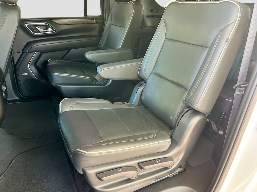 Used 2023 Chevrolet Suburban Premier RWD image 24