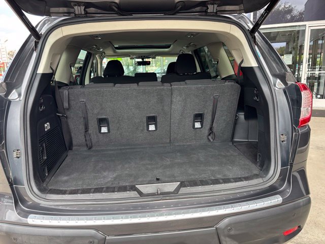Used 2019 Subaru Ascent Premium AWD/4WD image 24