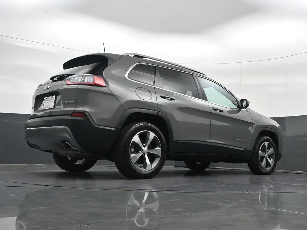 Used 2021 Jeep Cherokee Limited AWD/4WD image 35