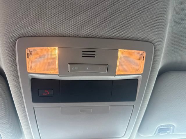 Used 2022 Toyota Tacoma SR w/ SR Convenience Package RWD image 31