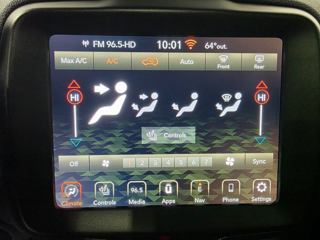 Used 2021 Jeep Renegade Limited w/ Sun & Sound Group image 34