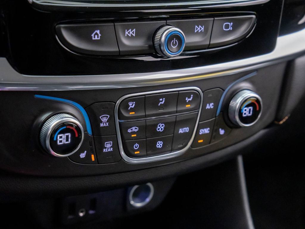 Used 2019 Chevrolet Traverse LT image 27