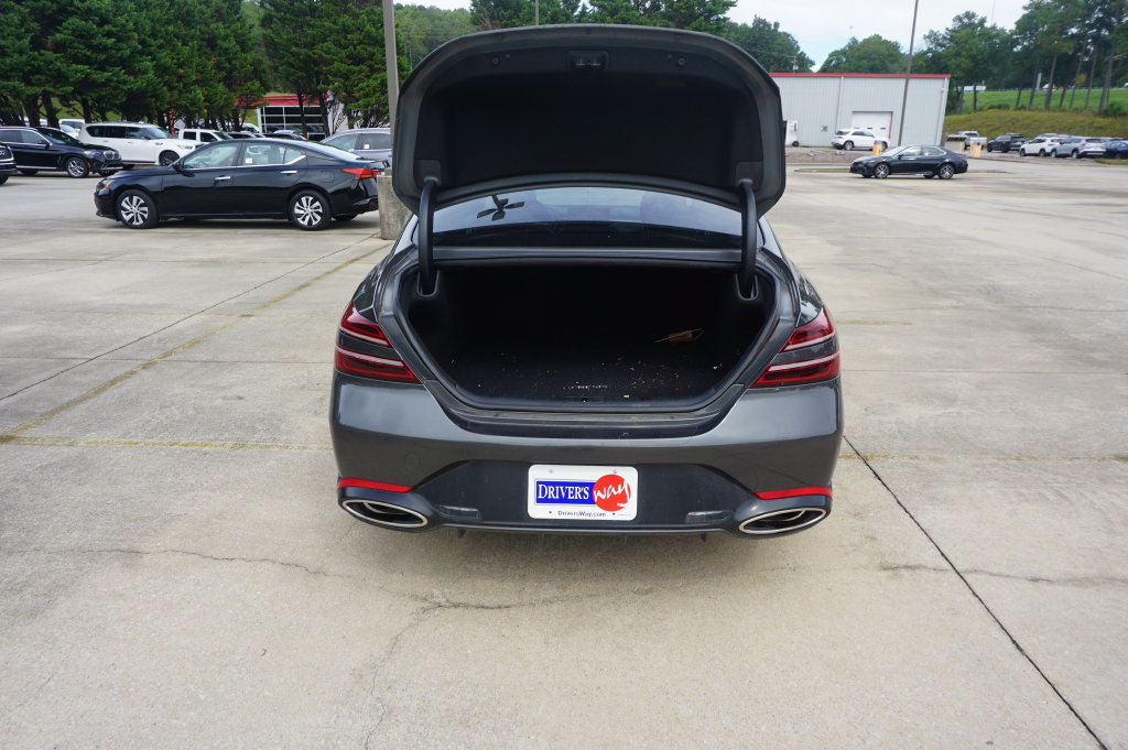 Used 2022 Genesis G70 3.3T RWD image 15