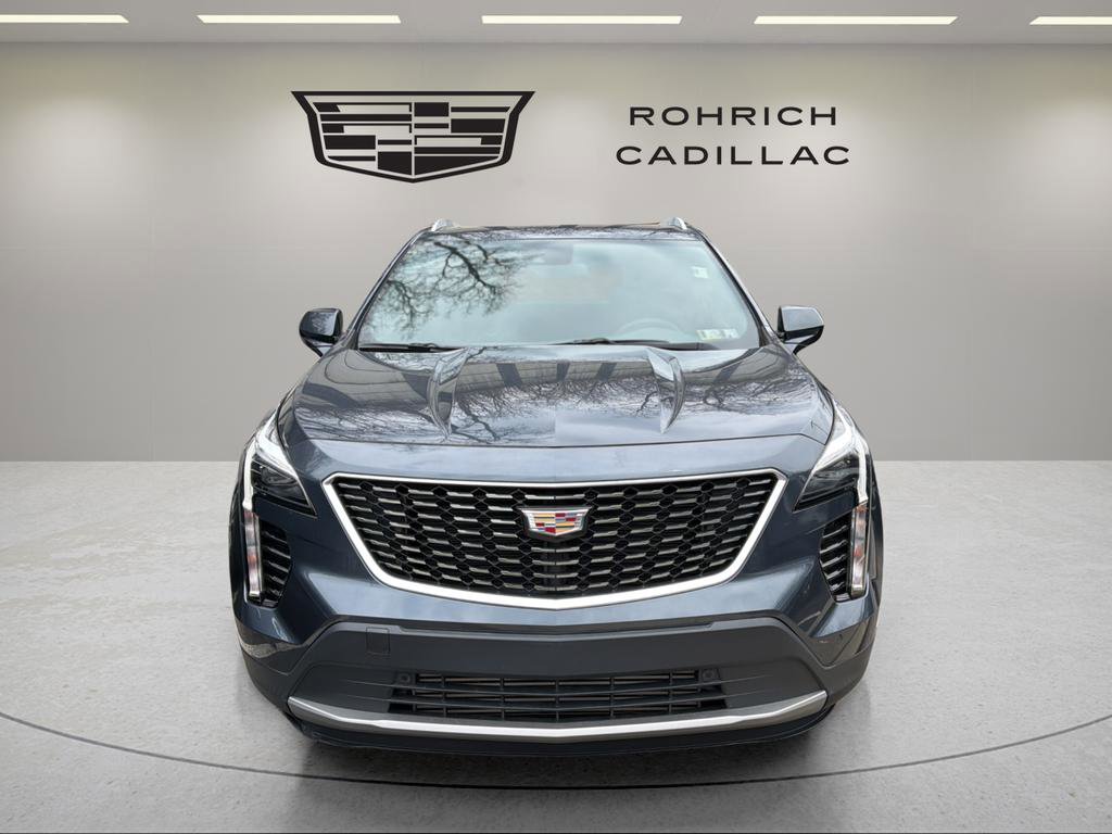 Used 2019 Cadillac XT4 Premium Luxury w/ Cold Weather Package image 2