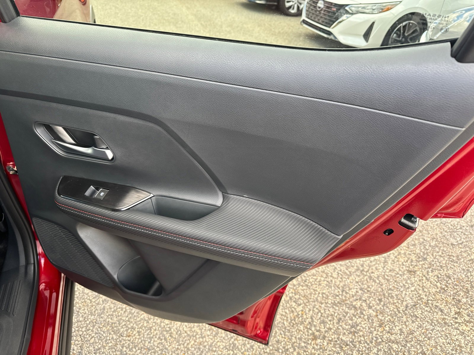 New 2025 Nissan Kicks SR w/ Interior Electronics Package image 16