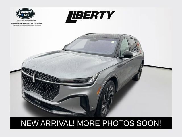 Used 2024 Lincoln Nautilus Reserve w/ Equipment Group 202A