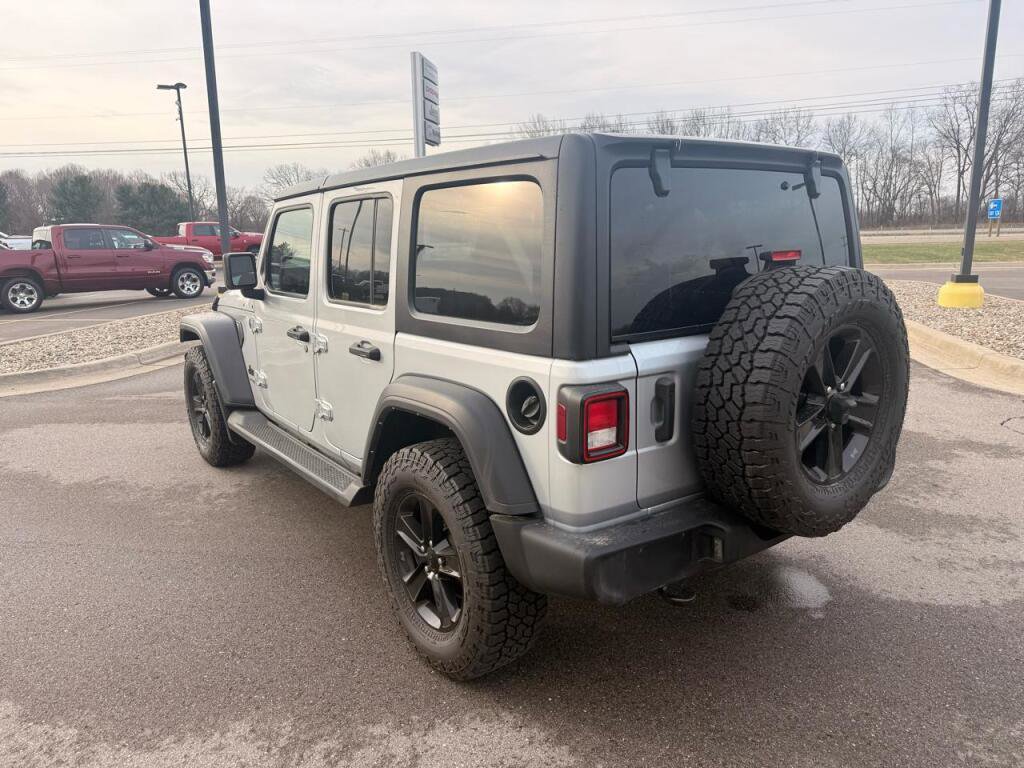 Used 2022 Jeep Wrangler Unlimited Sport AWD/4WD image 5