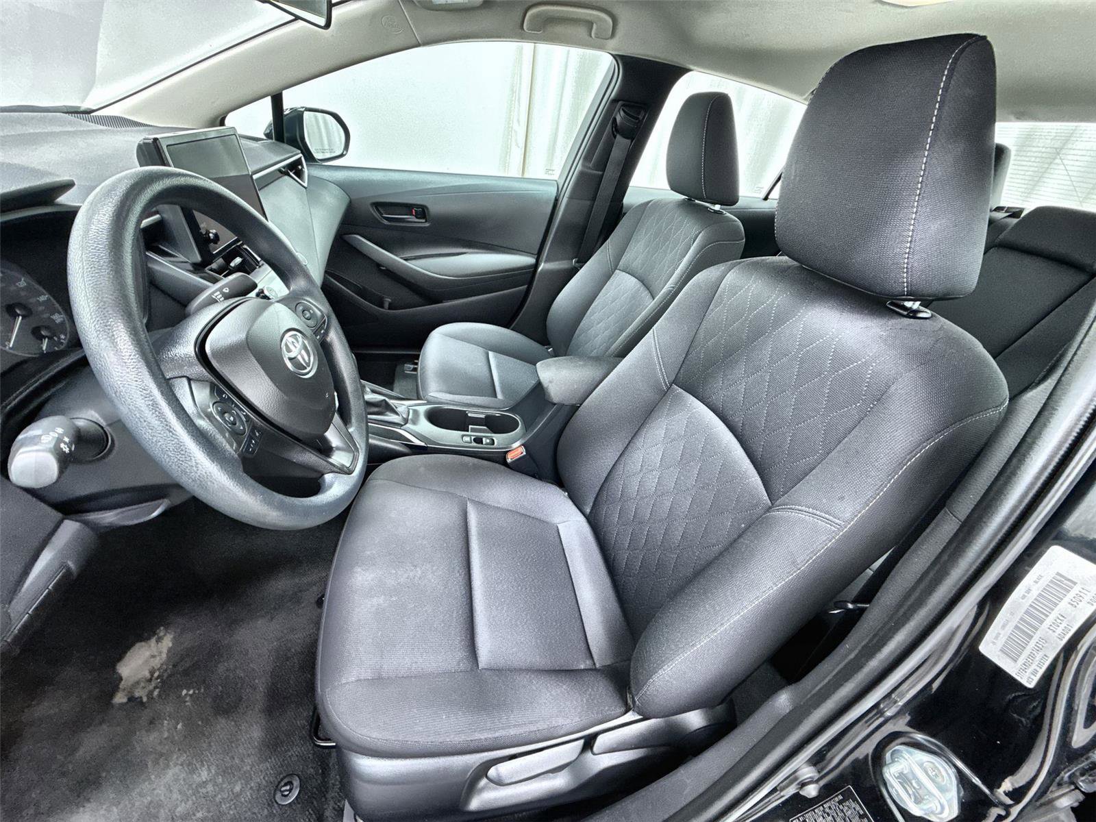 Used 2024 Toyota Corolla LE FWD image 17