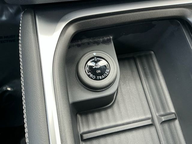 Certified 2026 Ford Expedition Platinum w/ Stealth Appearance Package AWD/4WD image 24