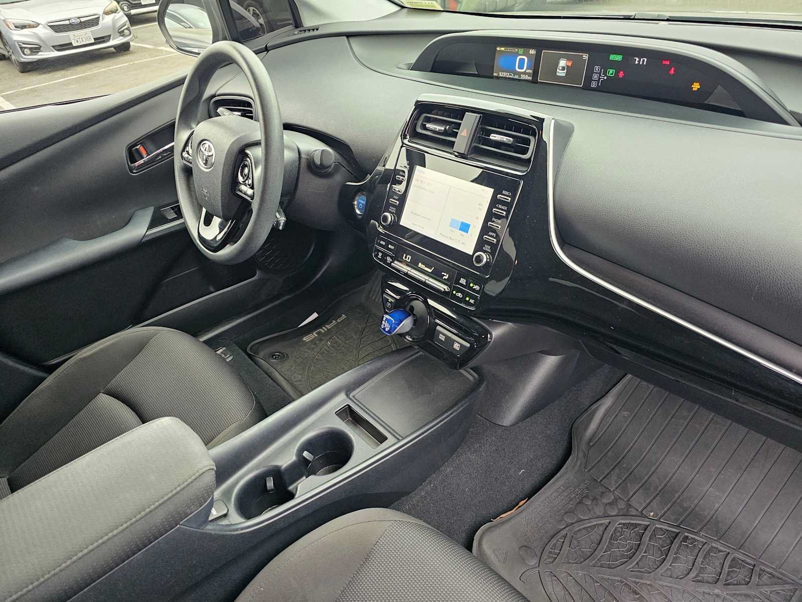 Used 2020 Toyota Prius L Eco FWD image 11