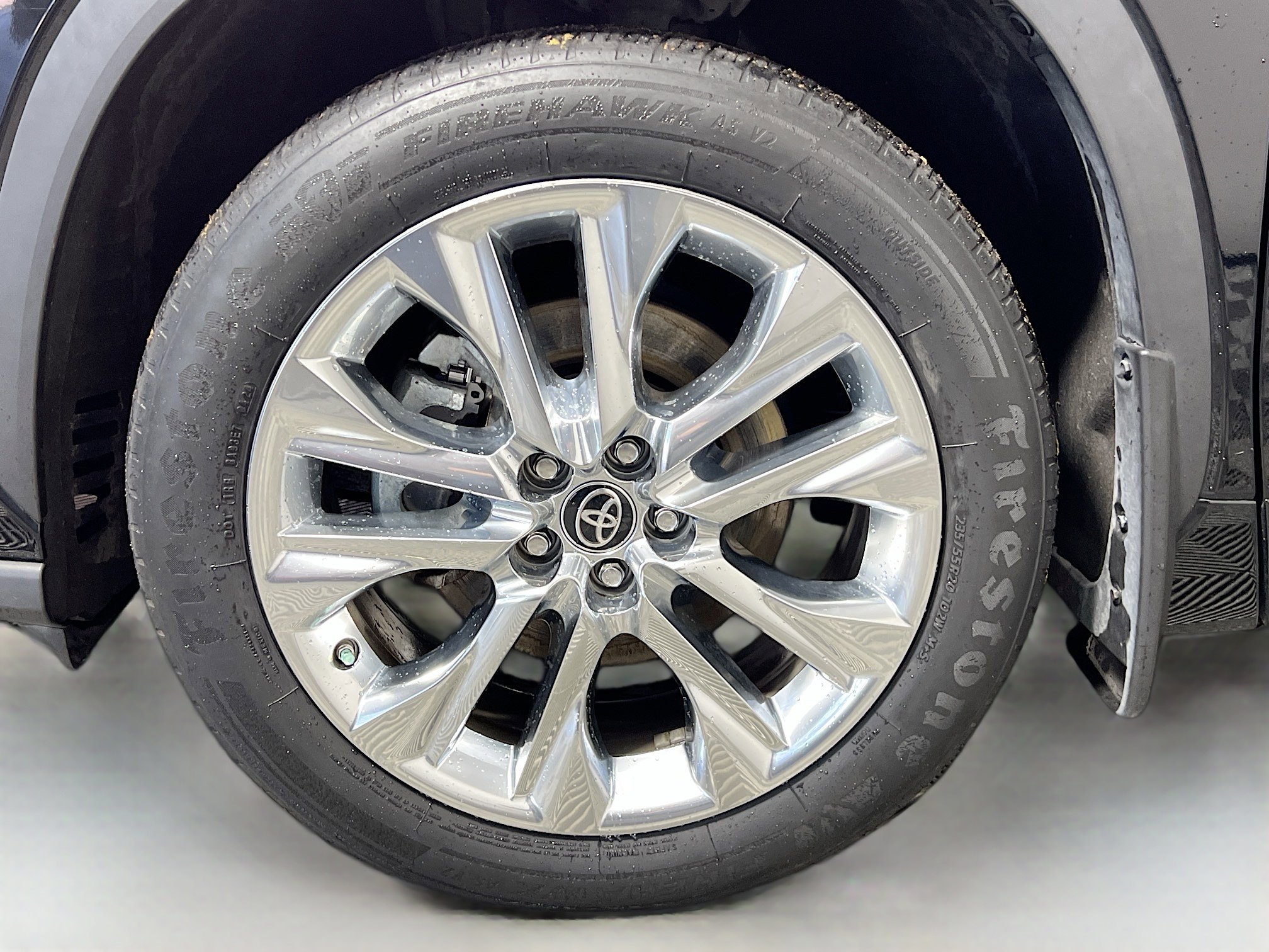 Used 2023 Toyota Highlander Limited image 14