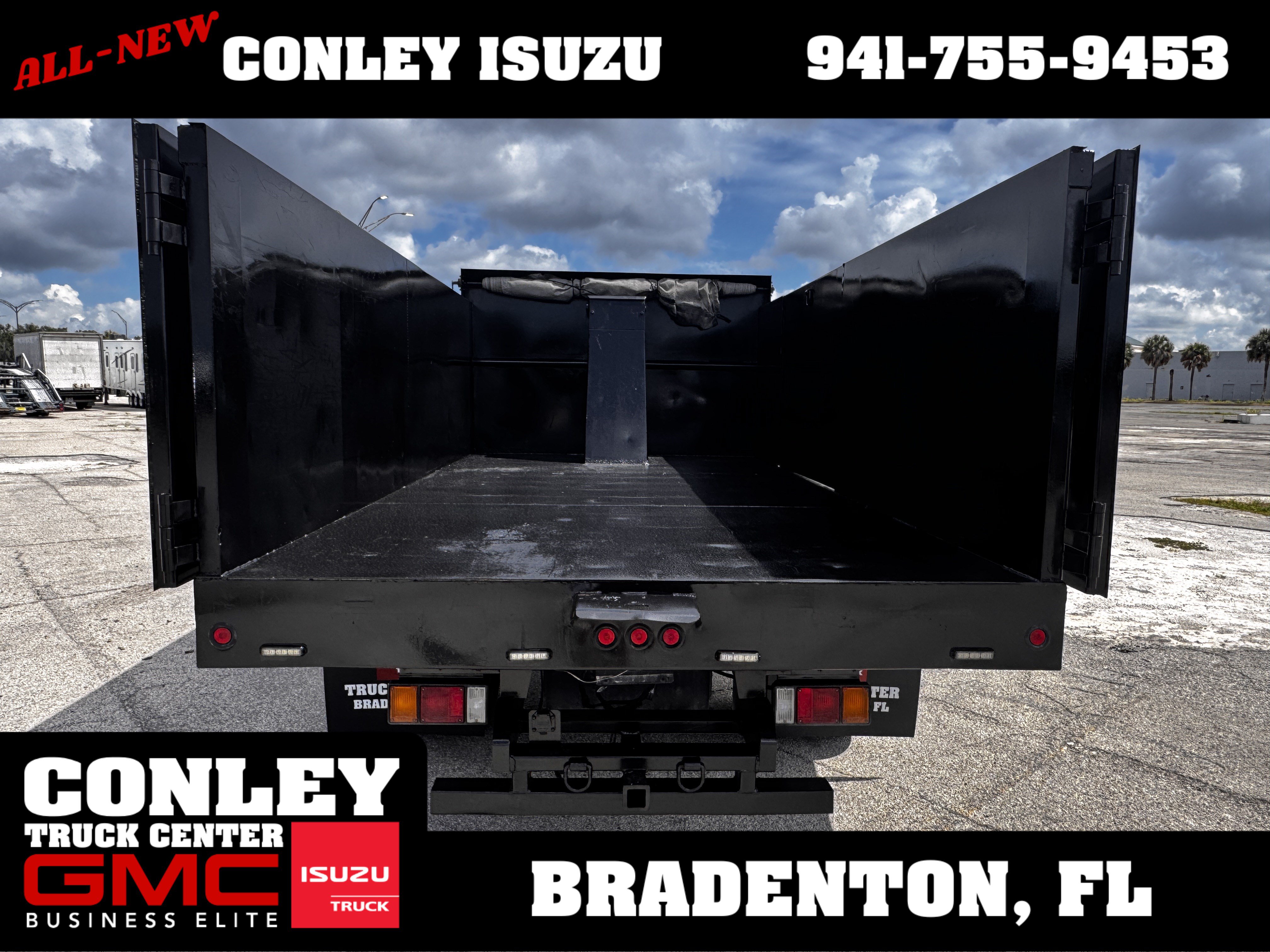 Used 2023 Isuzu NPR RWD image 24