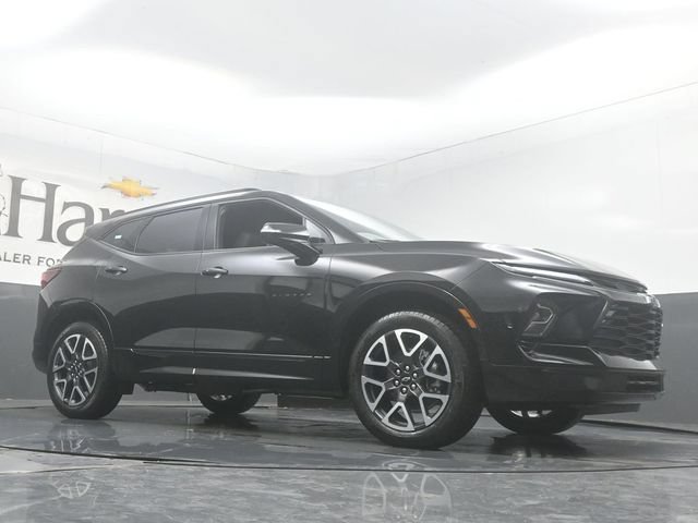 New 2026 Chevrolet Blazer RS w/ LPO, Floor Liner Package FWD image 2