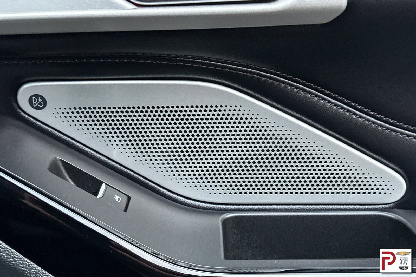 Used 2022 Ford Explorer Platinum w/ Equipment Group 601A image 24