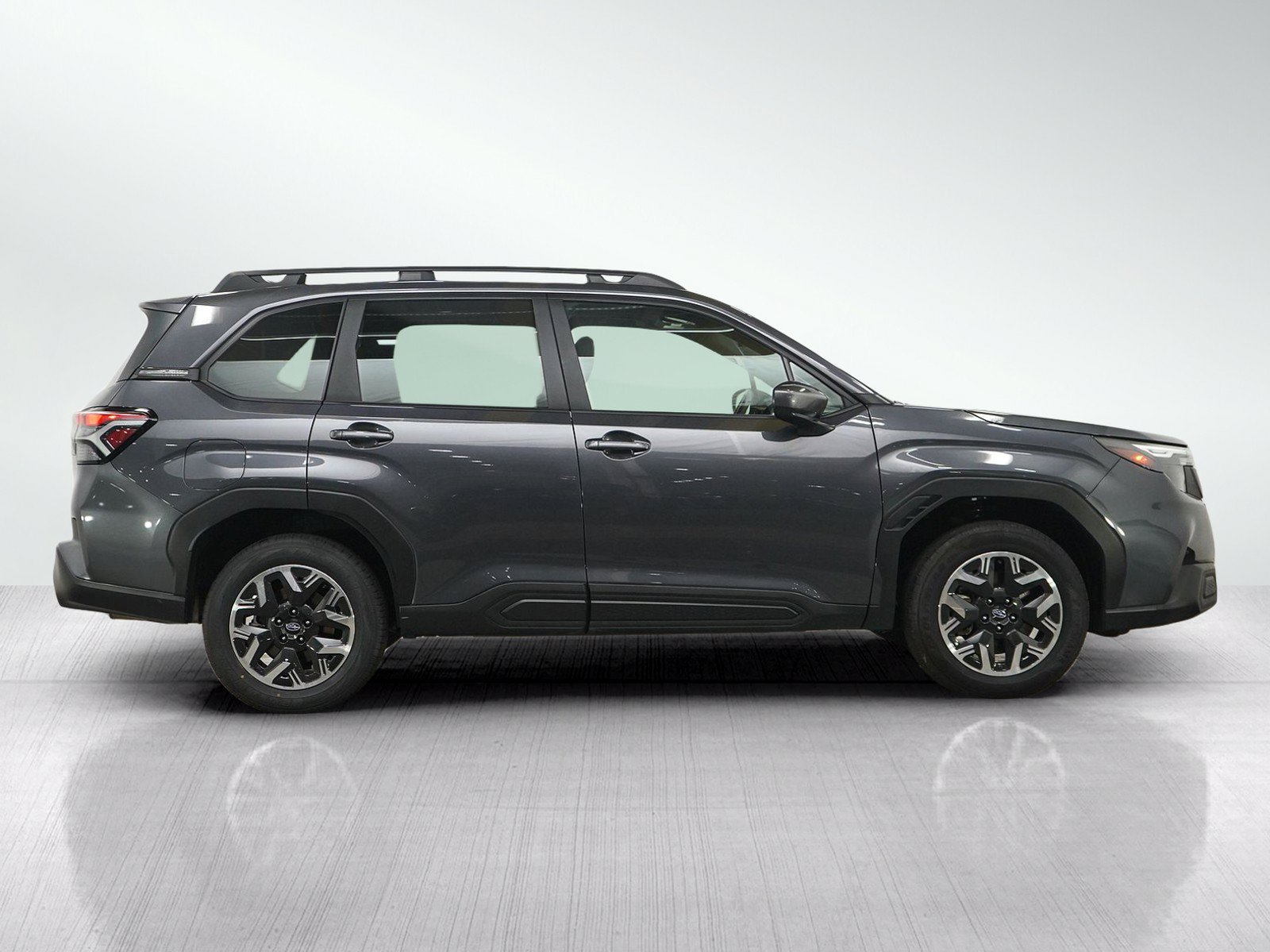 Used 2025 Subaru Forester Premium AWD/4WD image 6