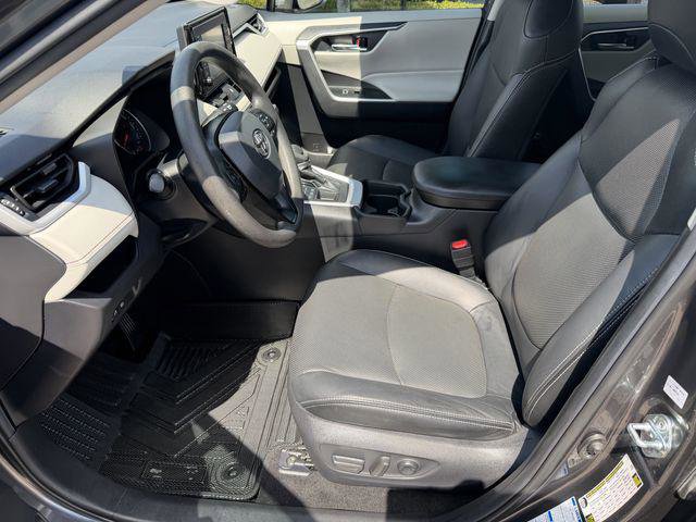 Certified 2021 Toyota RAV4 XLE AWD/4WD image 19