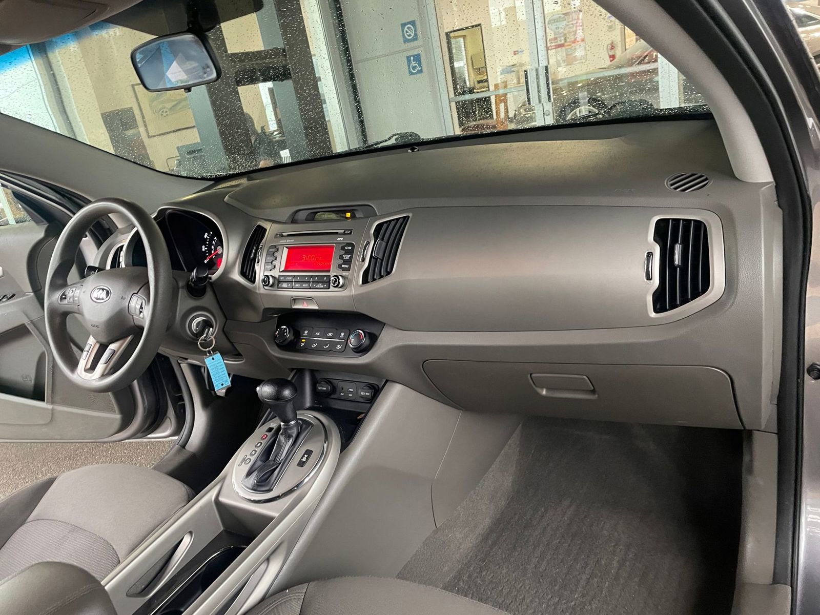 Used 2015 Kia Sportage LX image 9