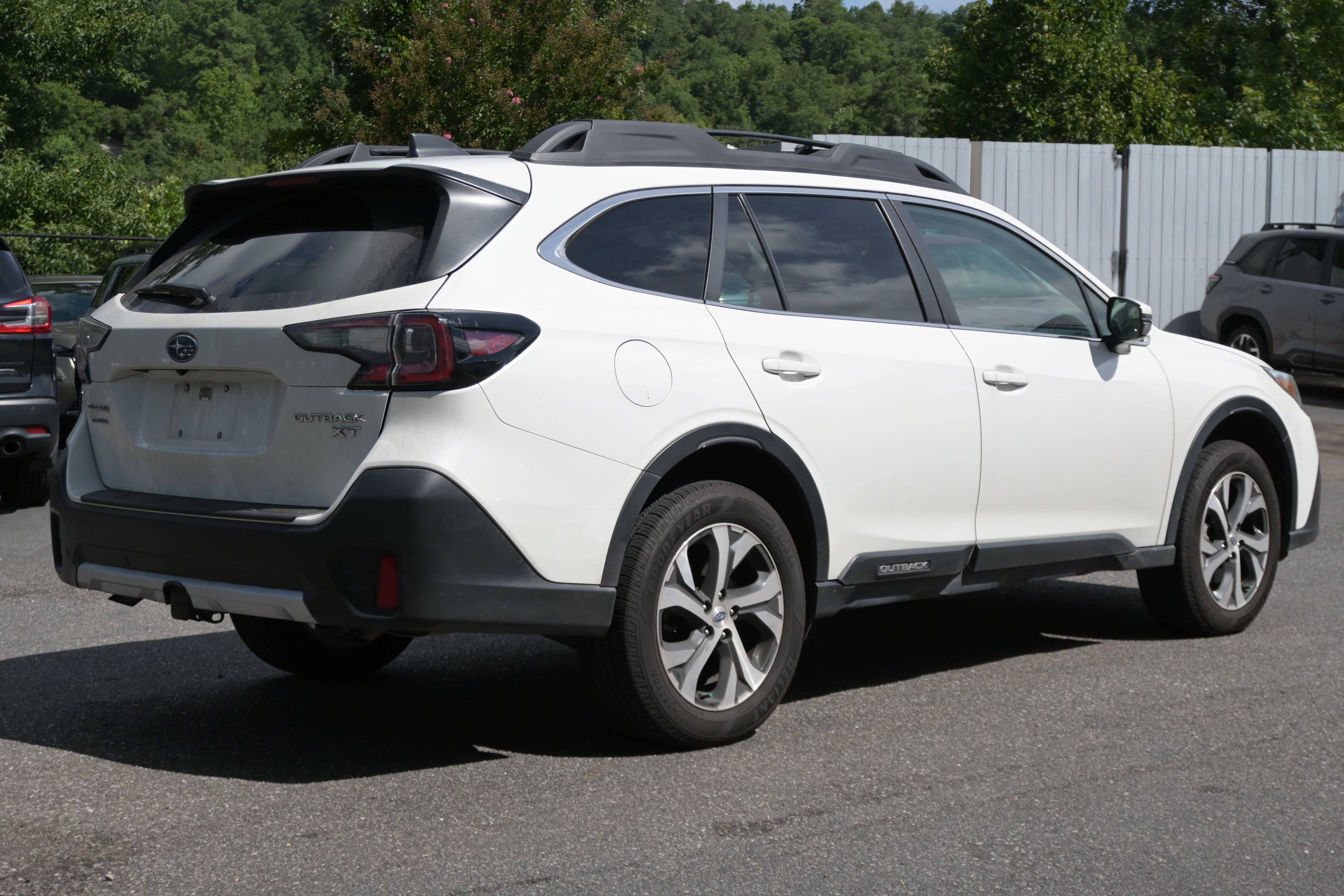 Used 2021 Subaru Outback Limited XT AWD/4WD image 9