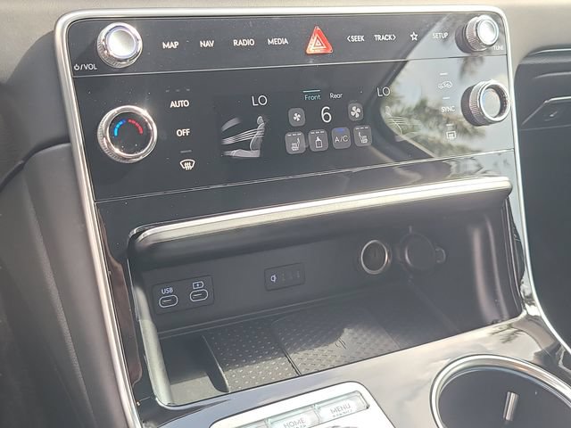 Used 2025 Genesis GV80 2.5T Standard AWD/4WD image 29