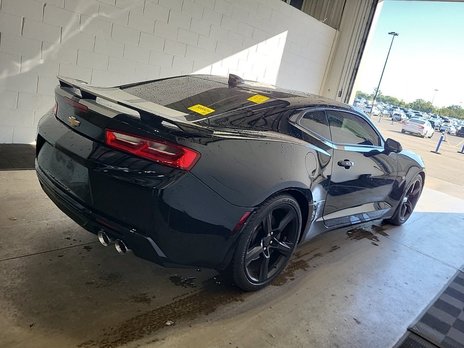 Used 2018 Chevrolet Camaro SS RWD image 3
