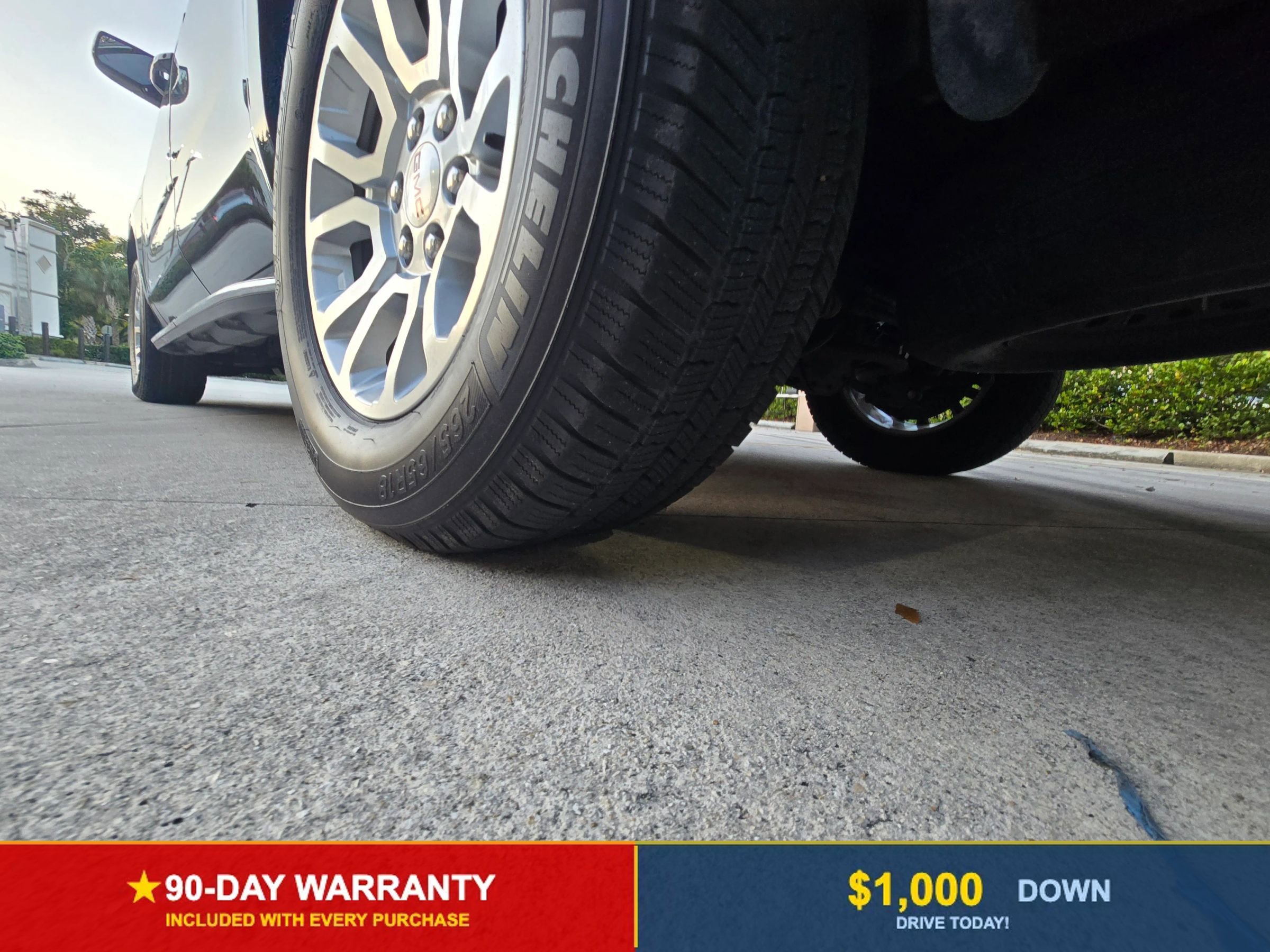 Used 2017 GMC Yukon XL SLT image 23