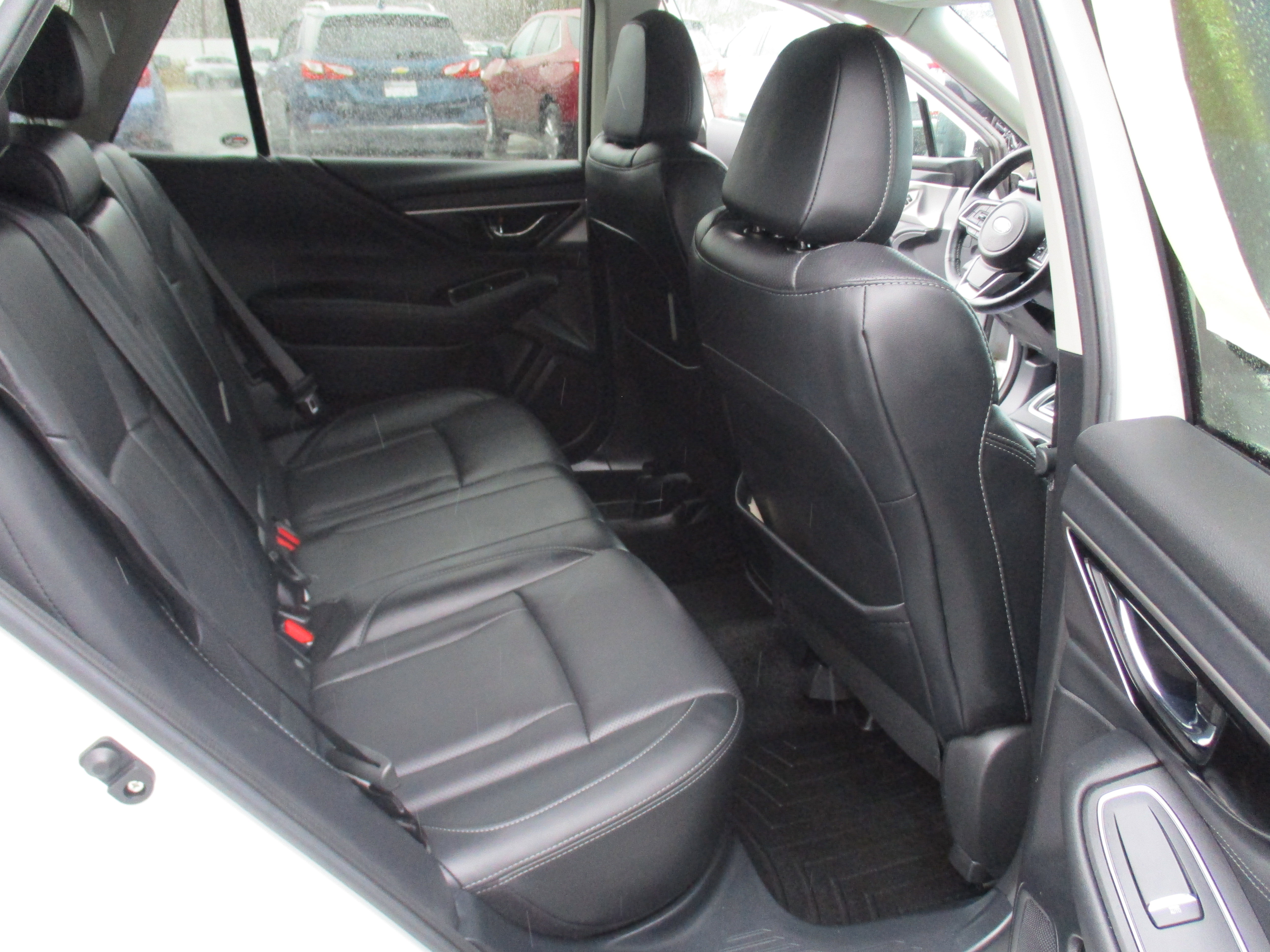 Used 2021 Subaru Outback Limited image 15