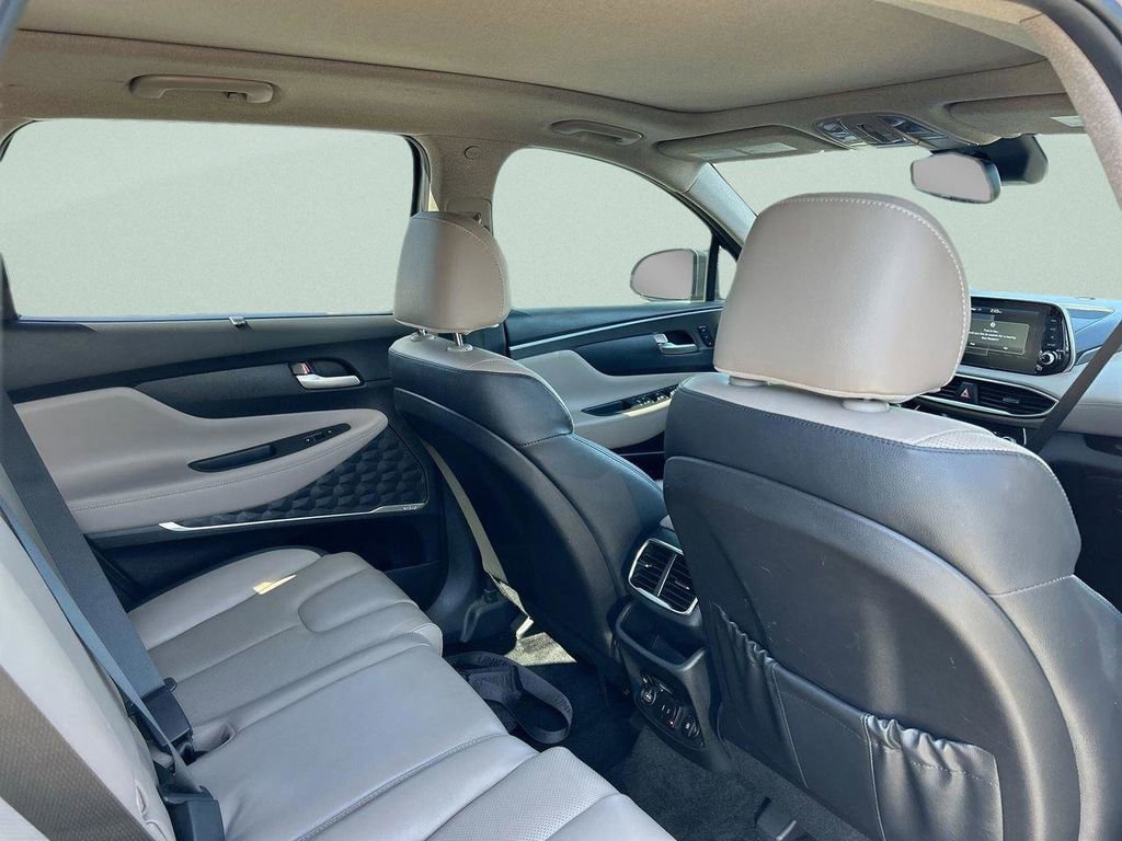 Used 2020 Hyundai Santa Fe Limited image 22
