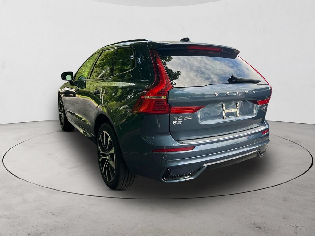 Certified 2023 Volvo XC60 B5 Plus w/ Climate Package AWD/4WD image 3