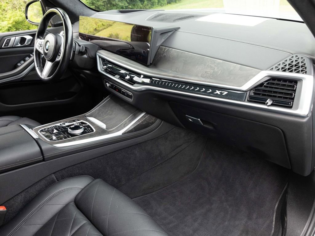 Used 2023 BMW X7 xDrive40i w/ M Sport Package AWD/4WD image 66