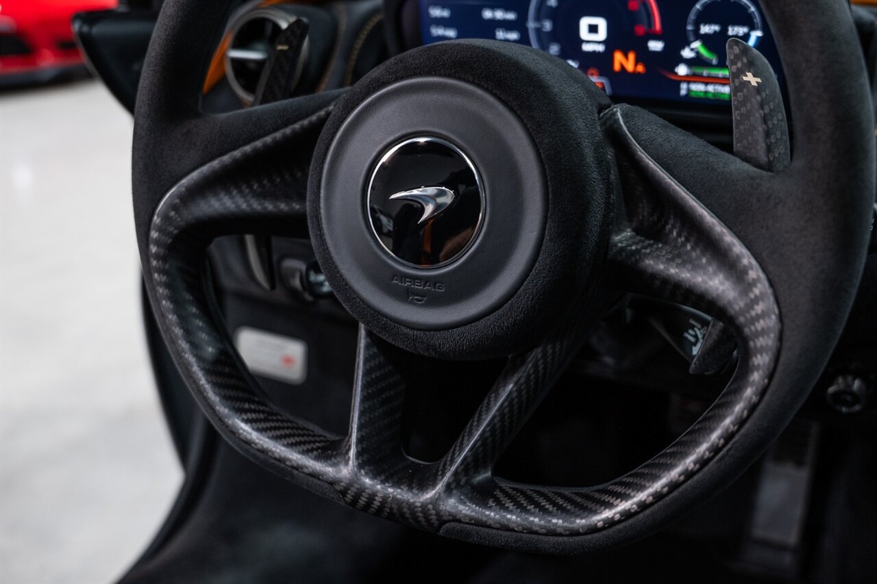 Used 2019 McLaren 720S Performance RWD image 41