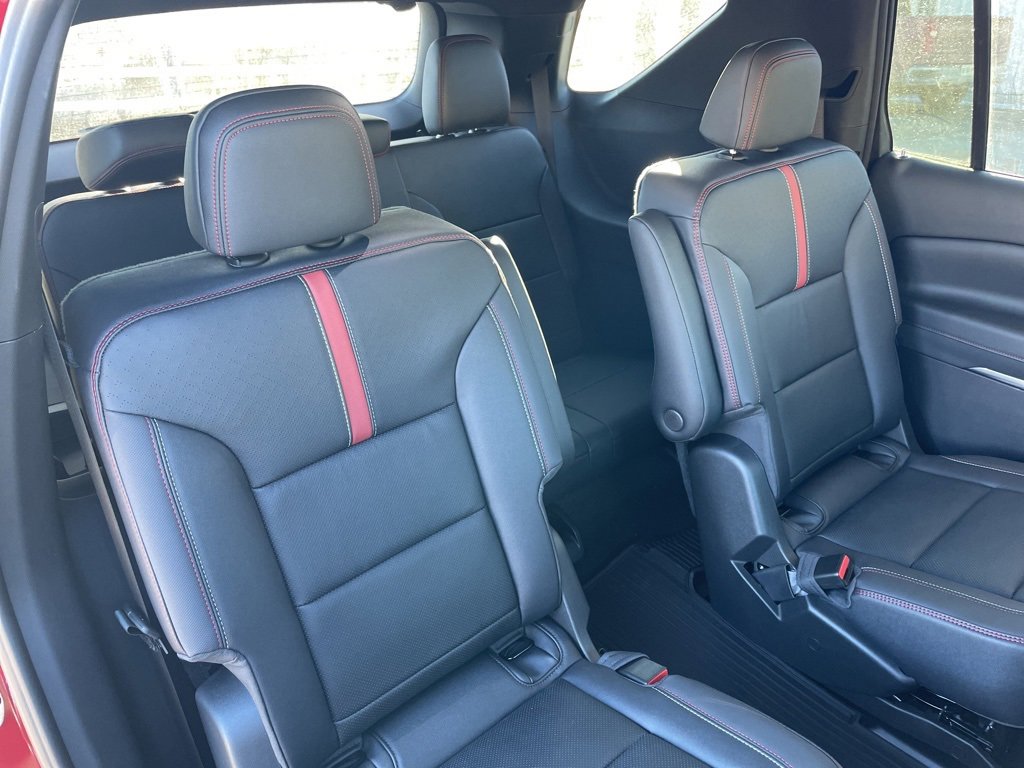 New 2026 Chevrolet Traverse RS image 21