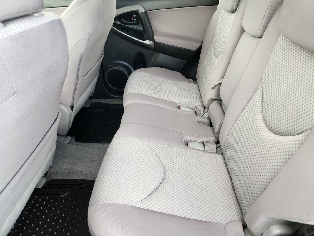 Used 2007 Toyota RAV4 4WD V6 image 32