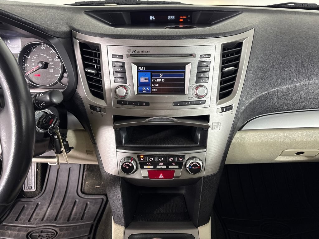 Used 2014 Subaru Outback 2.5i Premium AWD/4WD image 26