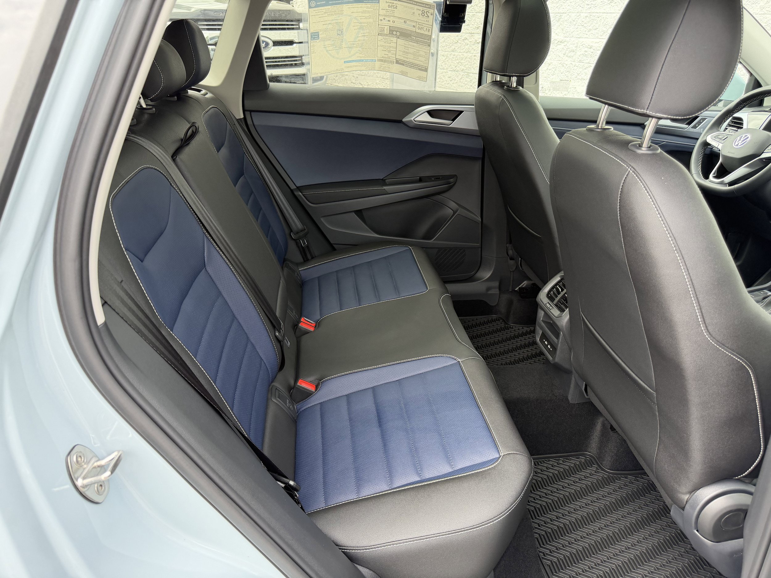 New 2026 Volkswagen Taos SEL AWD/4WD image 32