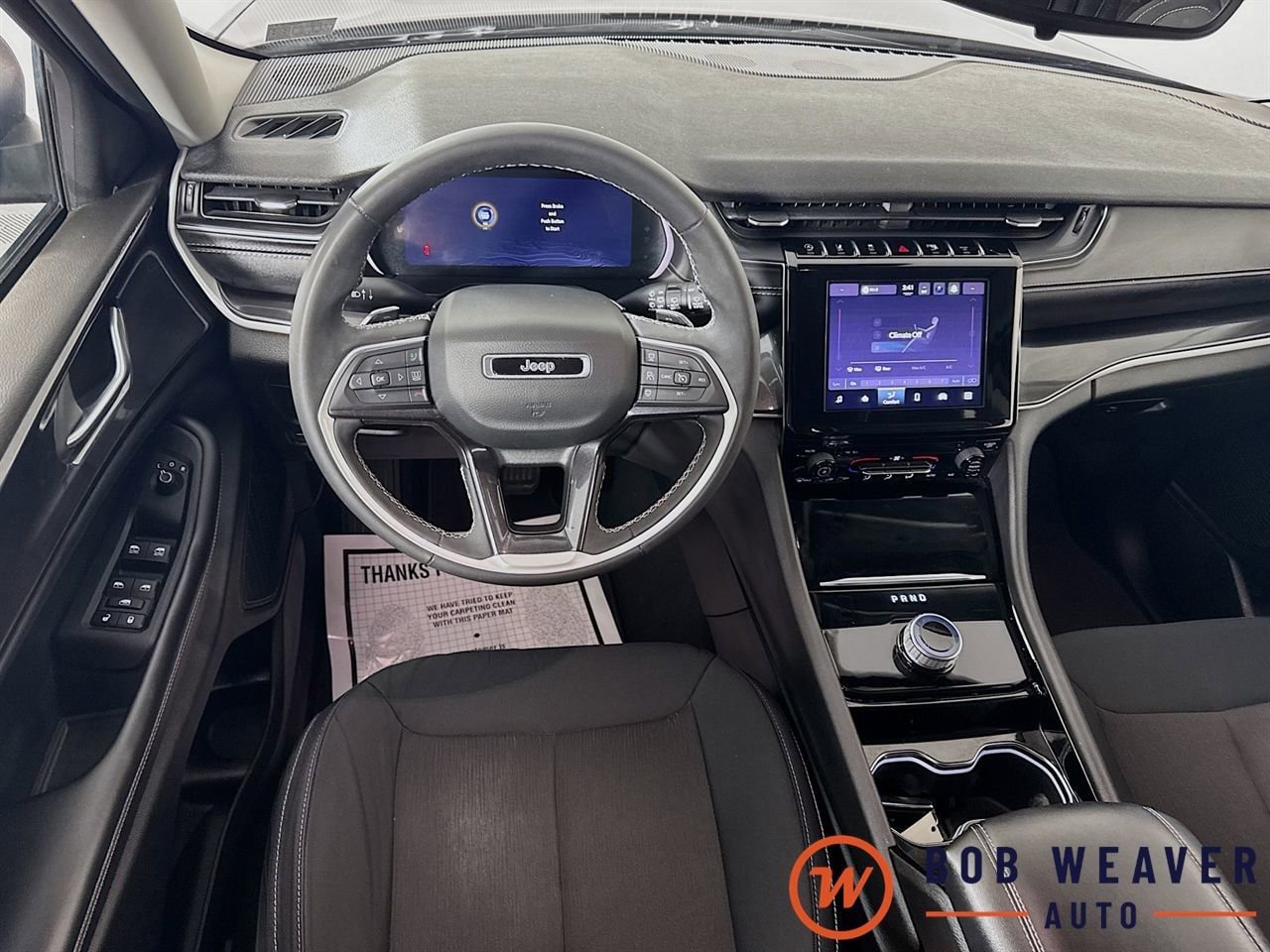 Used 2023 Jeep Grand Cherokee Laredo AWD/4WD image 26