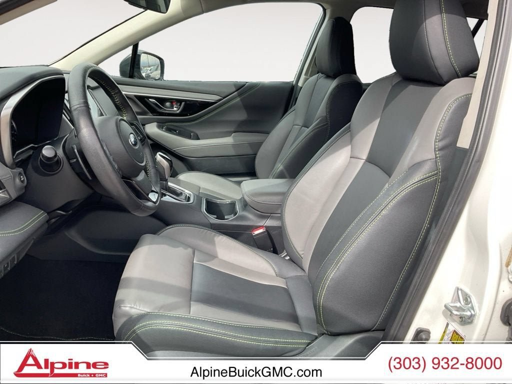 Used 2025 Subaru Outback Onyx Edition AWD/4WD image 9