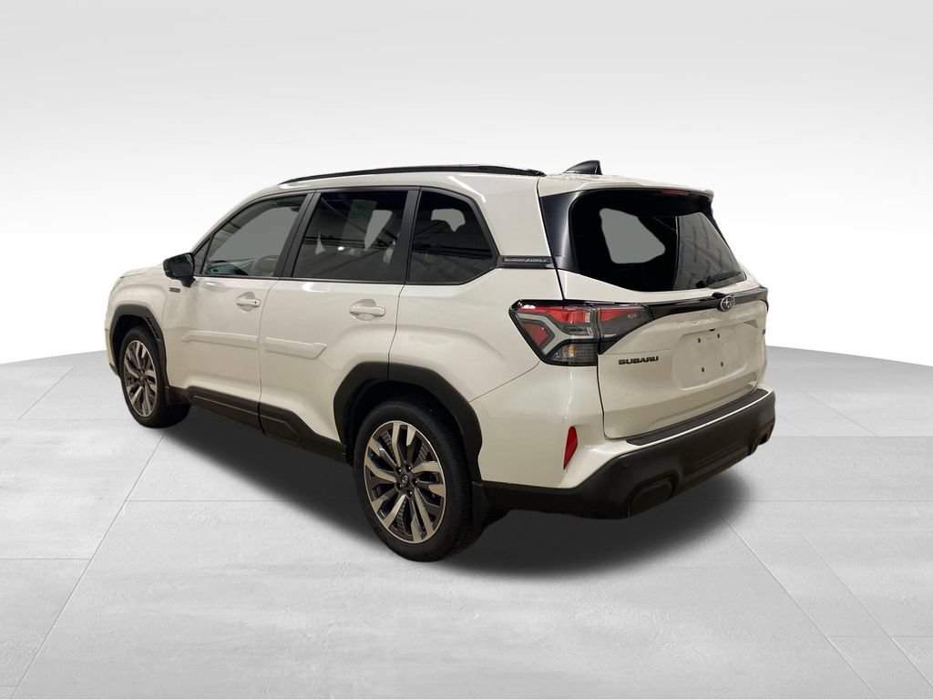 Certified 2025 Subaru Forester Touring AWD/4WD video 2