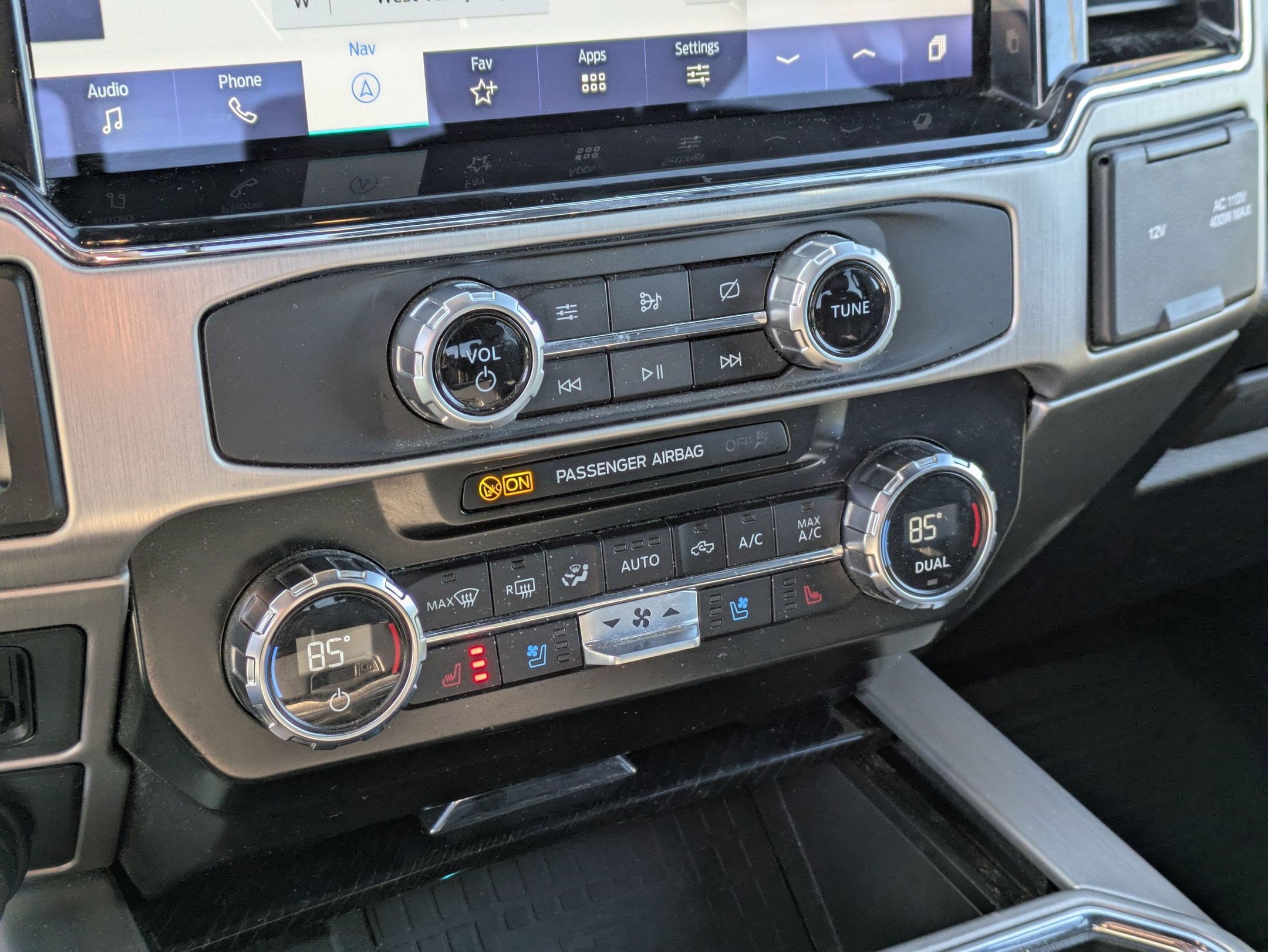 Used 2022 Ford F350 Platinum image 26