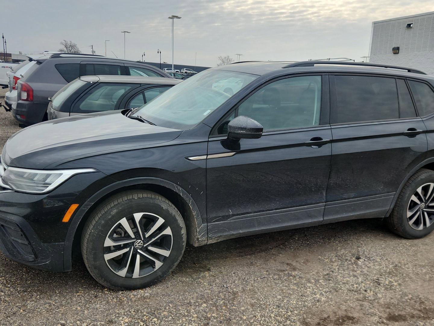 Used 2024 Volkswagen Tiguan S image 9